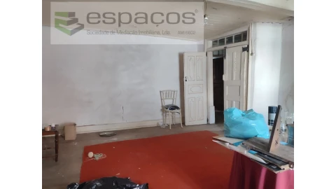 Moradia T5 para Venda em Póvoa de Rio de Moinhos e Cafede