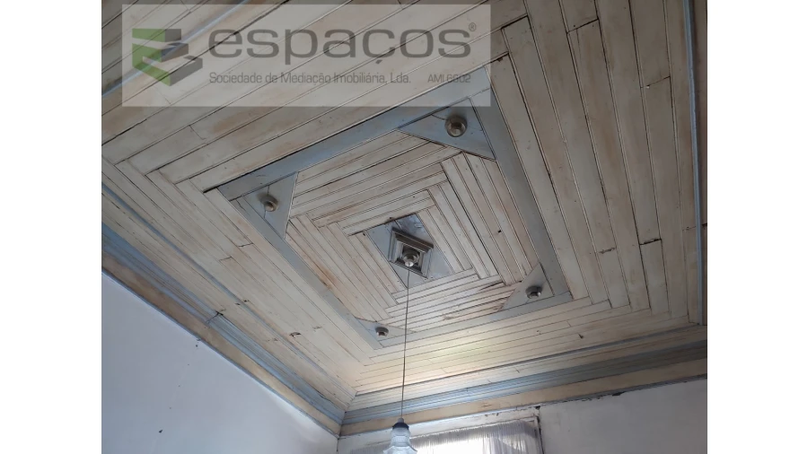 Moradia T5 para Venda em Póvoa de Rio de Moinhos e Cafede Foto 18
