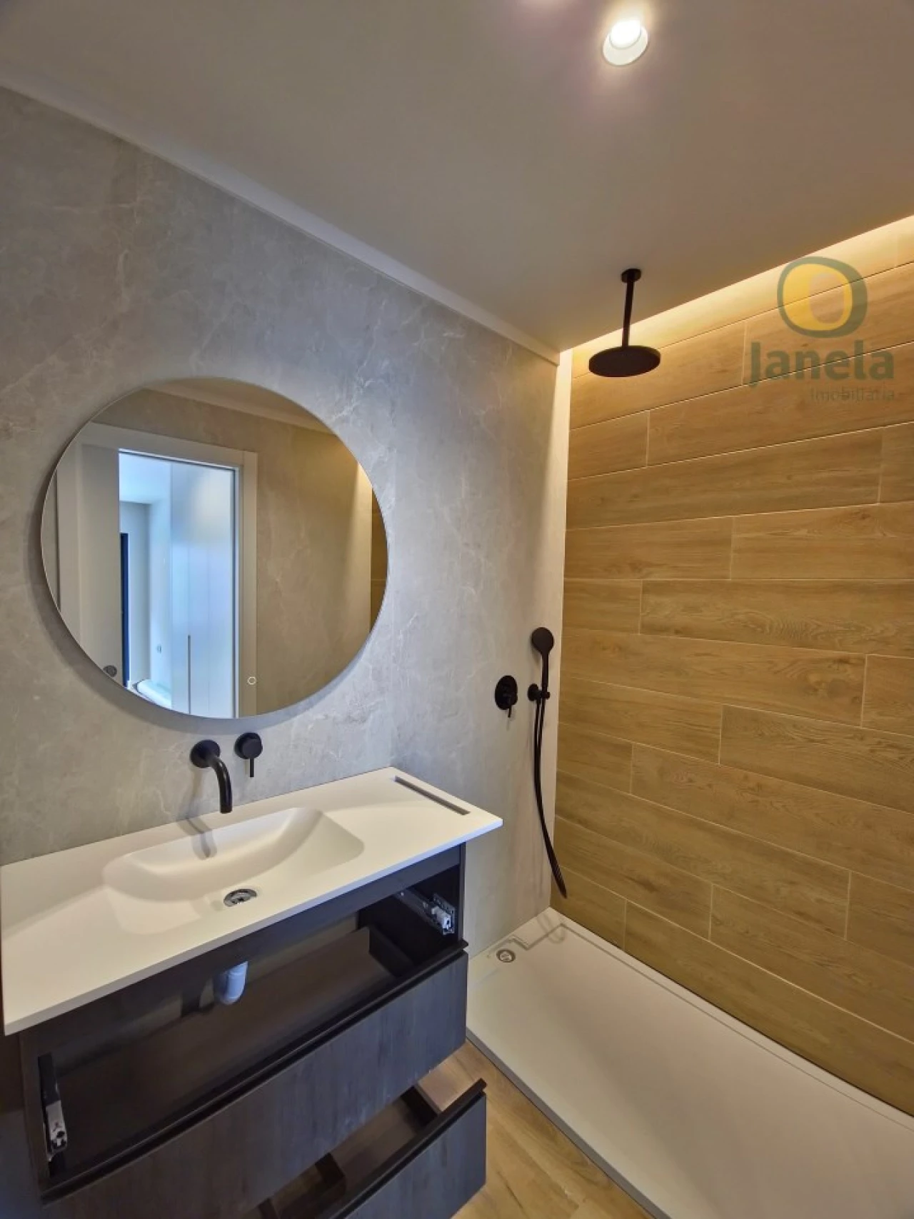 Apartamento T5 para Venda em Faro (Sé e São Pedro) Foto 22