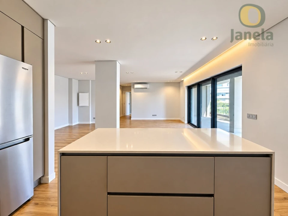 Apartamento T5 para Venda em Faro (Sé e São Pedro) Foto 15