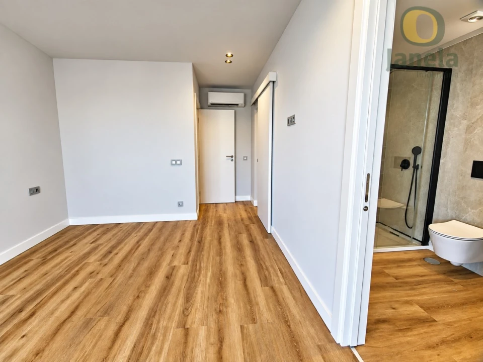 Apartamento T5 para Venda em Faro (Sé e São Pedro) Foto 20