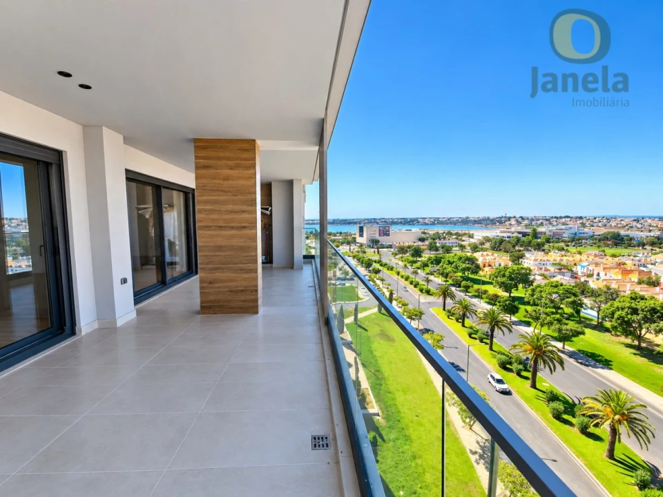 Apartamento T5 para Venda em Faro (Sé e São Pedro) Foto 4