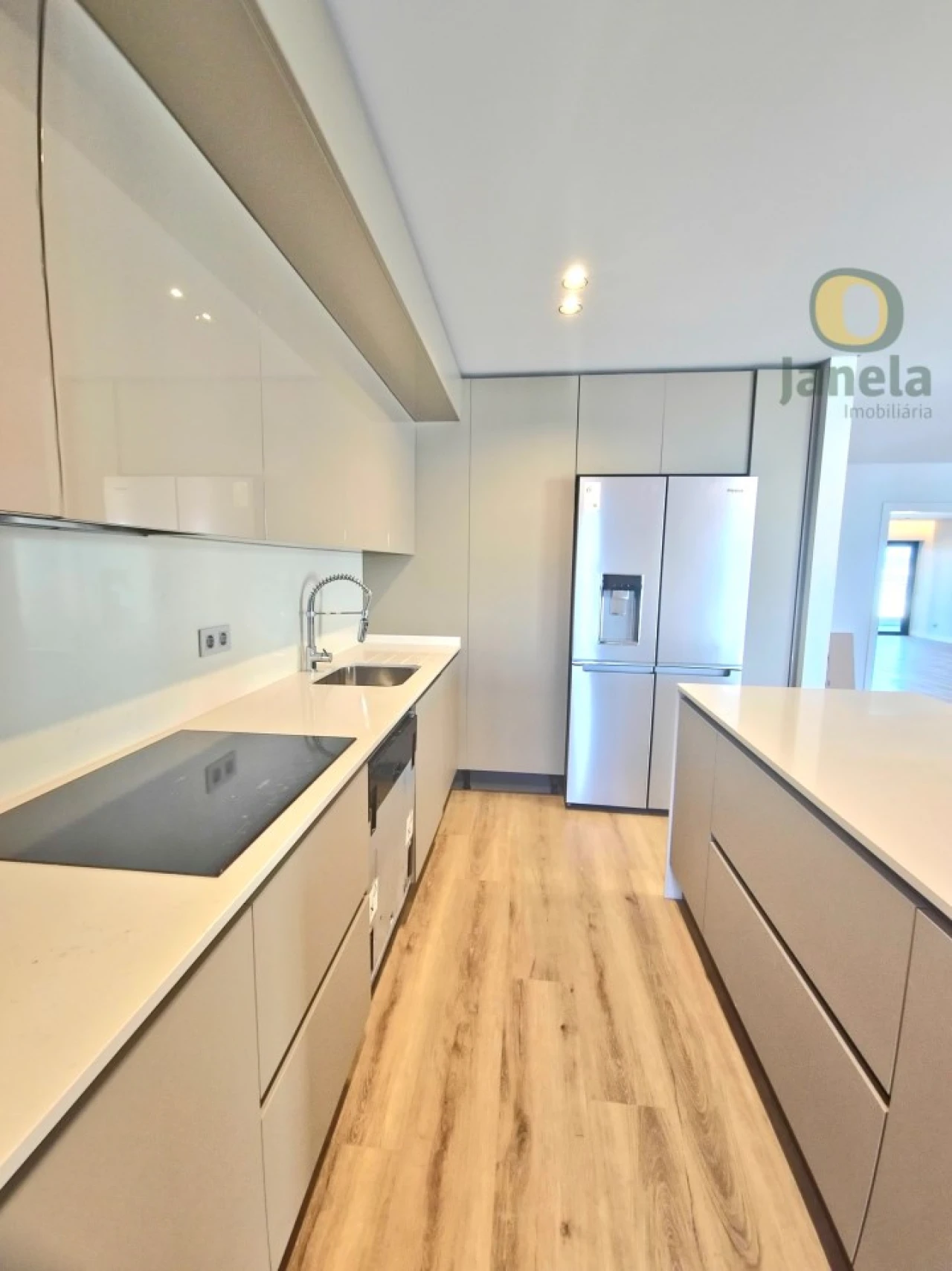 Apartamento T5 para Venda em Faro (Sé e São Pedro) Foto 29