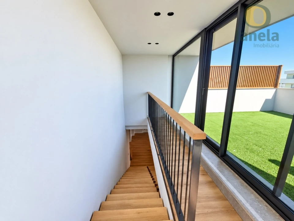 Apartamento T5 para Venda em Faro (Sé e São Pedro) Foto 39