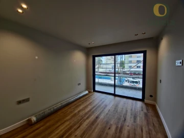 Apartamento T5 para Venda em Faro (Sé e São Pedro)