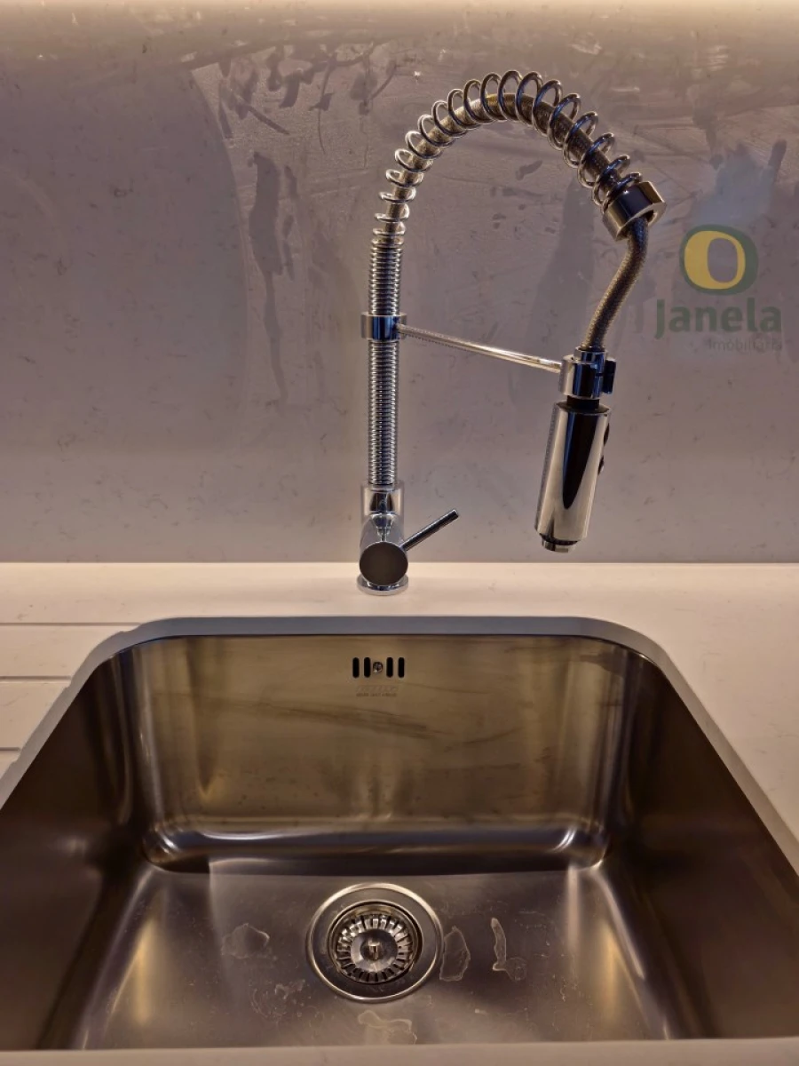 Apartamento T5 para Venda em Faro (Sé e São Pedro) Foto 11