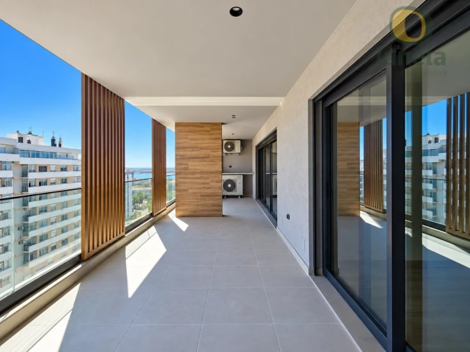 Apartamento T5 para Venda em Faro (Sé e São Pedro) Foto 22