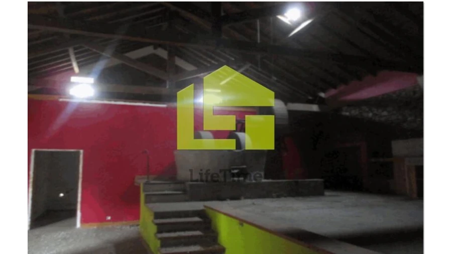 Moradia T5 para Venda em Santa Margarida da Coutada Foto 5