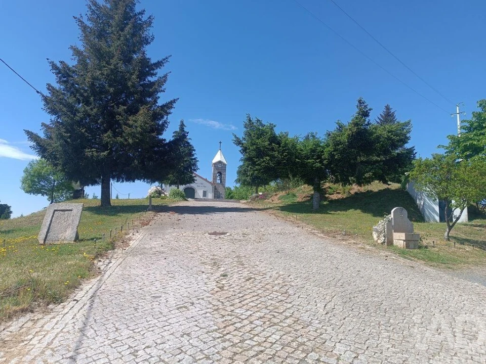Moradia T3 para Venda em Parada e Faílde Foto 30