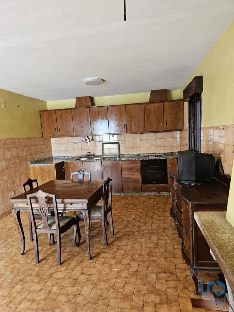 Moradia T3 para Venda em Parada e Faílde Foto 12