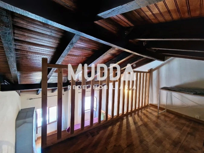 Prédio para Venda em Sé, Santa Maria e Meixedo Foto 12