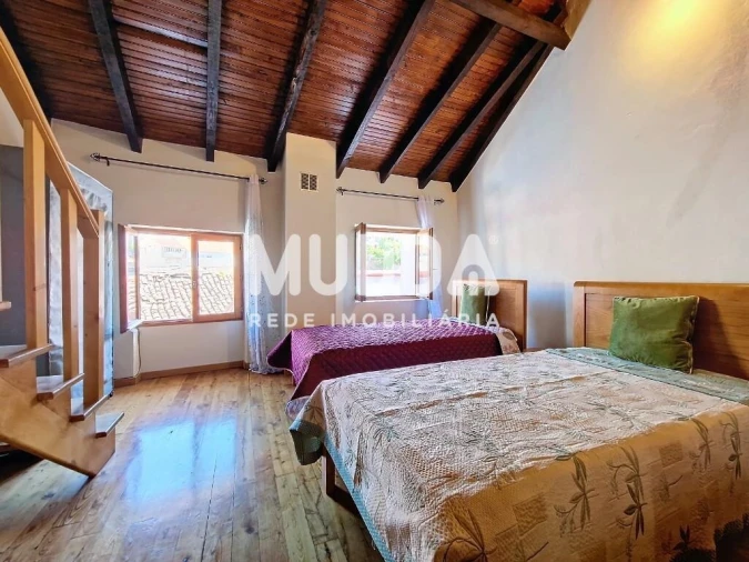 Prédio para Venda em Sé, Santa Maria e Meixedo Foto 7