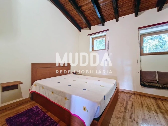 Prédio para Venda em Sé, Santa Maria e Meixedo Foto 10