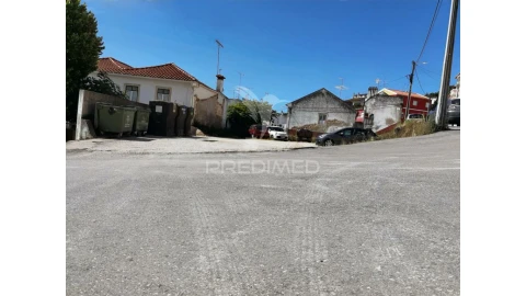 Terreno para Venda em Pernes