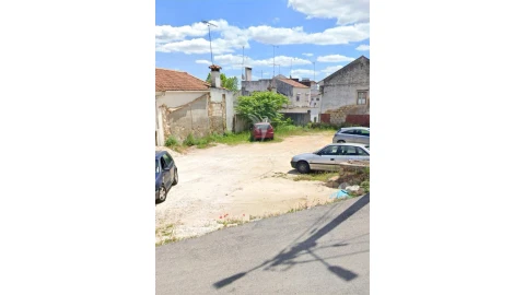 Terreno para Venda em Pernes