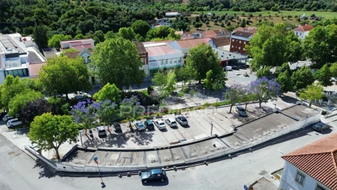 Terreno para Venda em Pernes