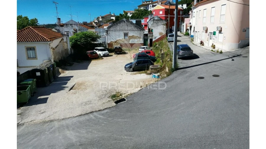 Terreno para Venda em Pernes