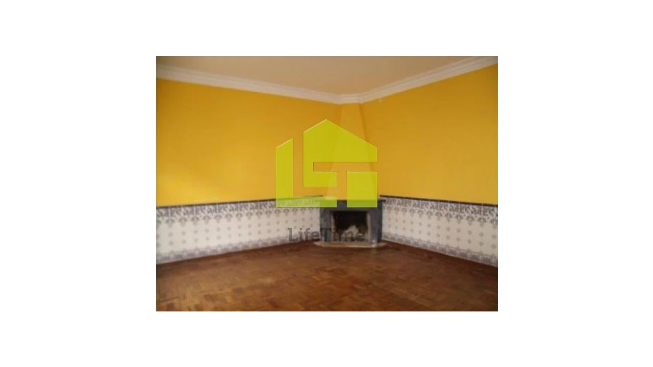 Moradia T5 para Venda em Mouriscas Foto 2