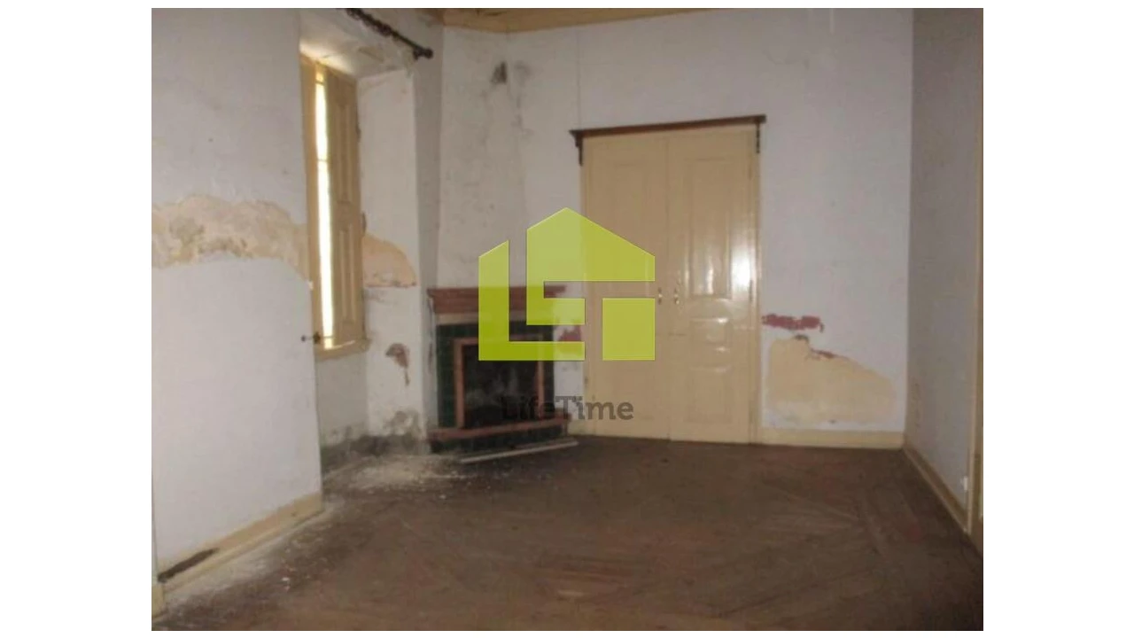 Moradia T5 para Venda em Mouriscas Foto 4