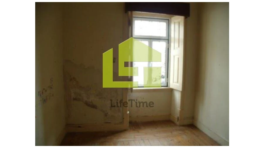 Moradia T5 para Venda em Mouriscas Foto 5