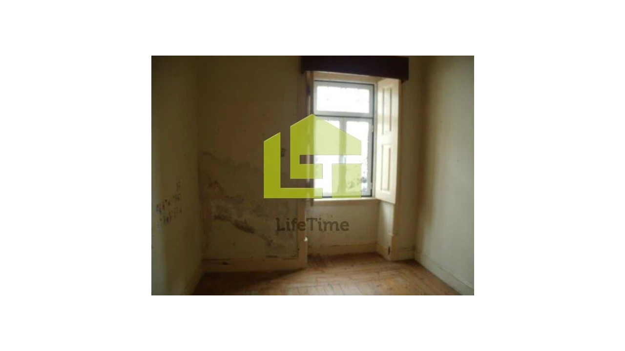 Moradia T5 para Venda em Mouriscas Foto 5