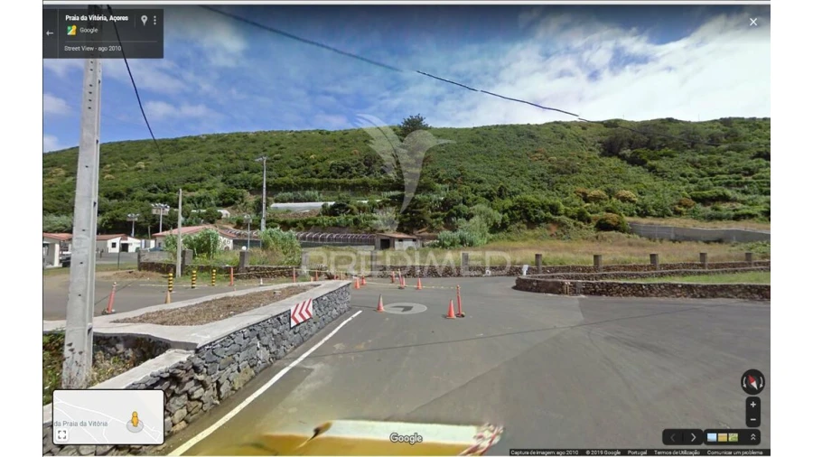 Terreno para Venda em Praia da Vitoria (Santa Cruz) Foto 2