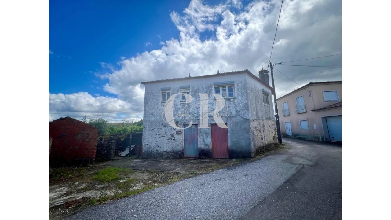 Moradia T4 para Venda em Graça Foto 2