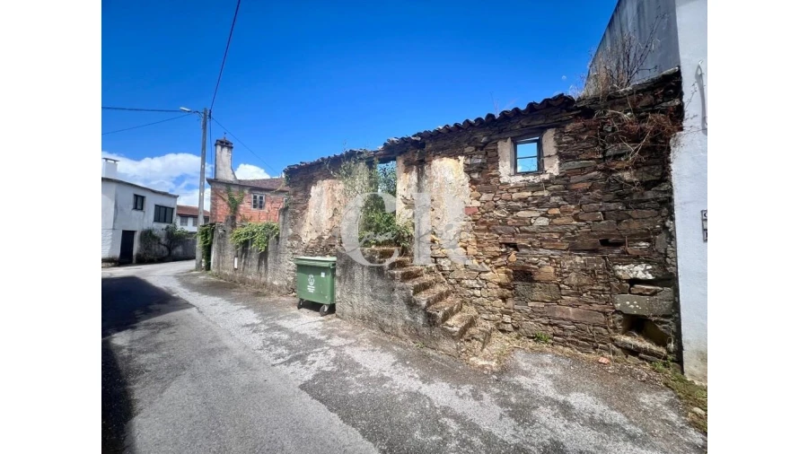 Moradia T4 para Venda em Graça Foto 3