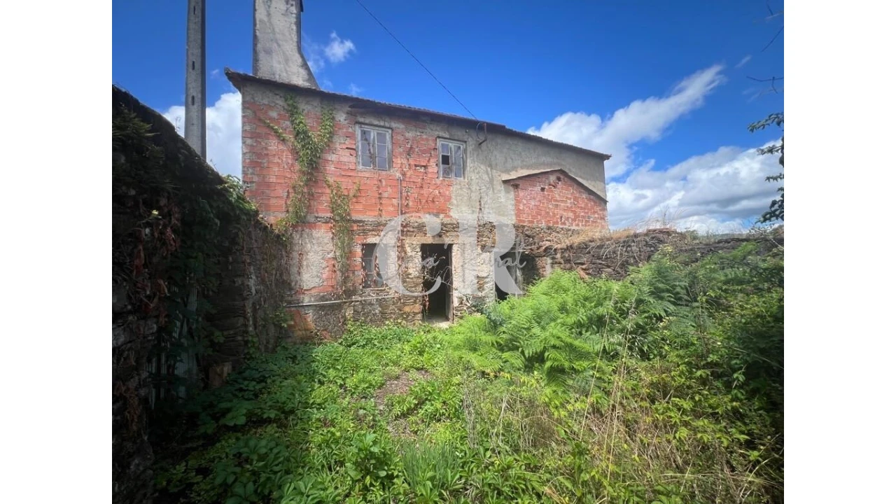 Moradia T4 para Venda em Graça Foto 32