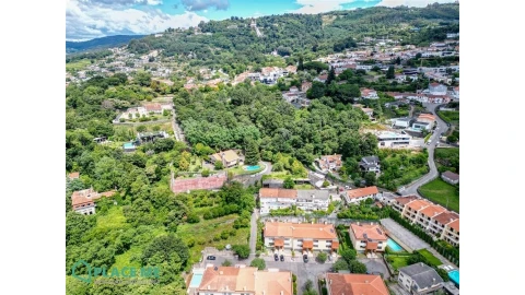 Terreno para Venda em Nogueiró e Tenões