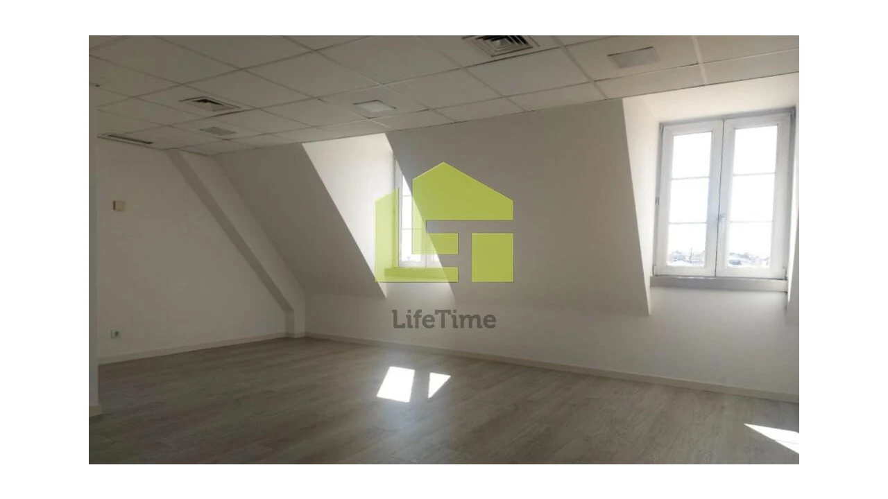 Escritório para Venda em Santa Maria Maior Foto 2