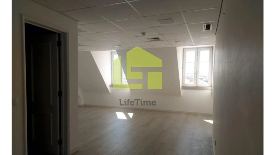 Escritório para Venda em Santa Maria Maior Foto 3