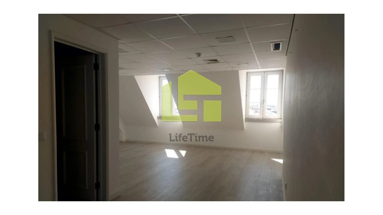 Escritório para Venda em Santa Maria Maior Foto 3