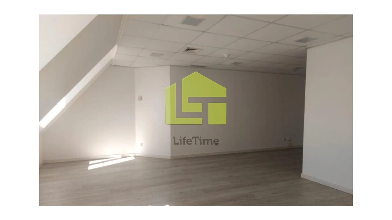 Escritório para Venda em Santa Maria Maior Foto 4