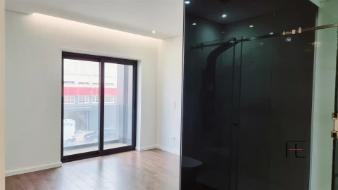 Apartamento T3 para Venda em Ramalde