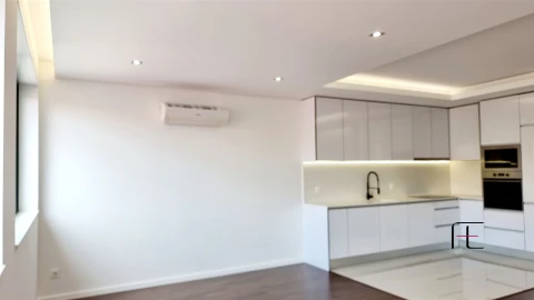 Apartamento T3 para Venda em Ramalde