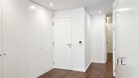 Apartamento T3 para Venda em Ramalde