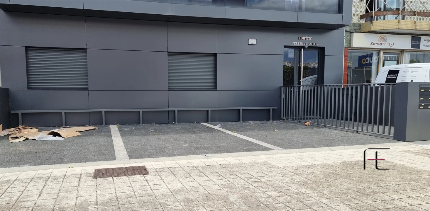 Apartamento T3 para Venda em Ramalde Foto 30