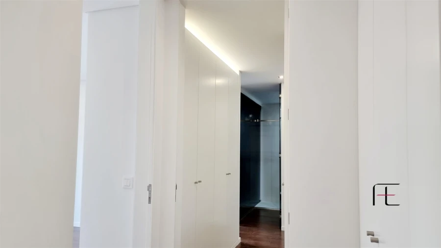 Apartamento T3 para Venda em Ramalde Foto 10