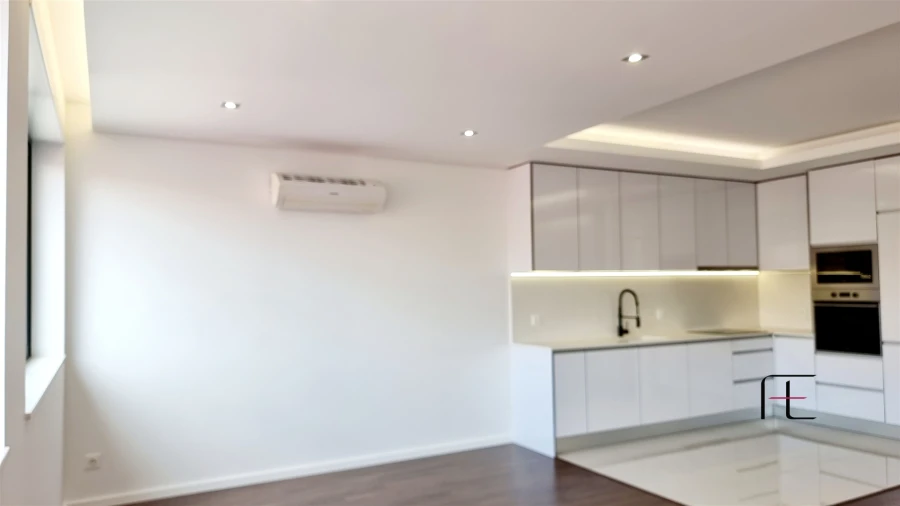 Apartamento T3 para Venda em Ramalde Foto 7