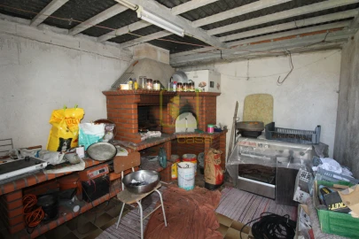 Moradia T4 para Venda em Oliveirinha