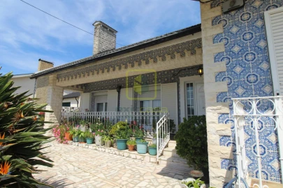 Moradia T4 para Venda em Oliveirinha
