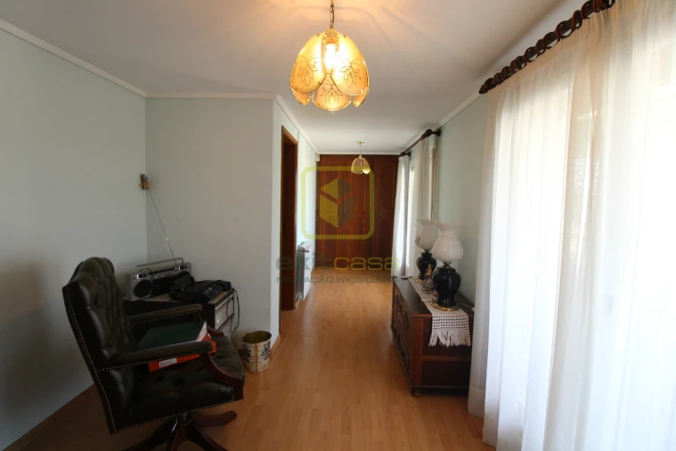Moradia T4 para Venda em Oliveirinha Foto 31