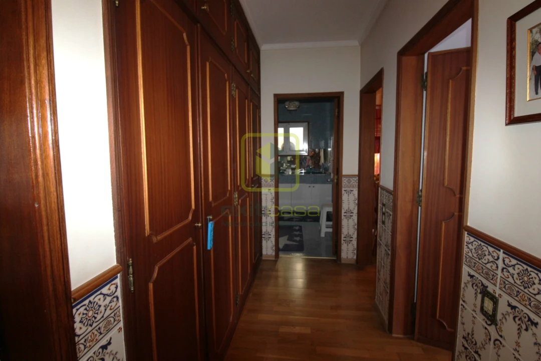 Moradia T4 para Venda em Oliveirinha Foto 19