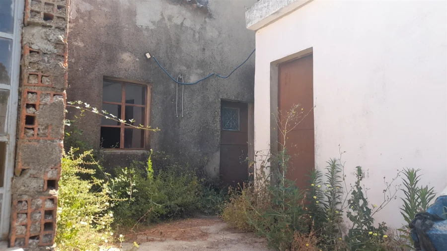 Moradia T5 para Venda em Benquerenças Foto 6