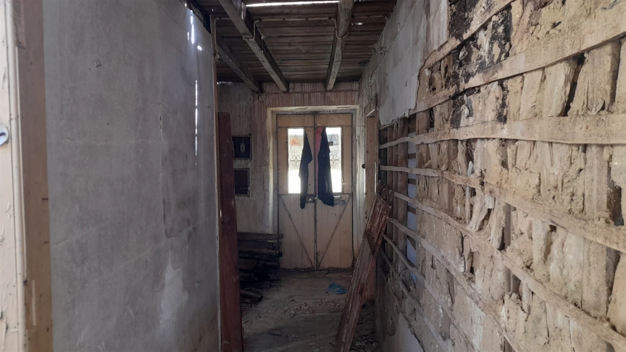 Moradia T5 para Venda em Benquerenças Foto 13