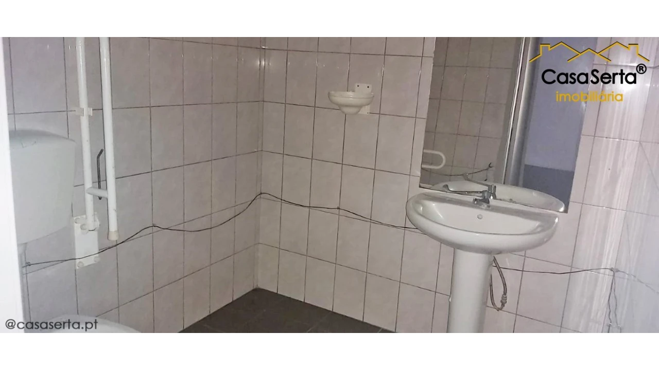 Loja para Arrendamento em Sertã Foto 6