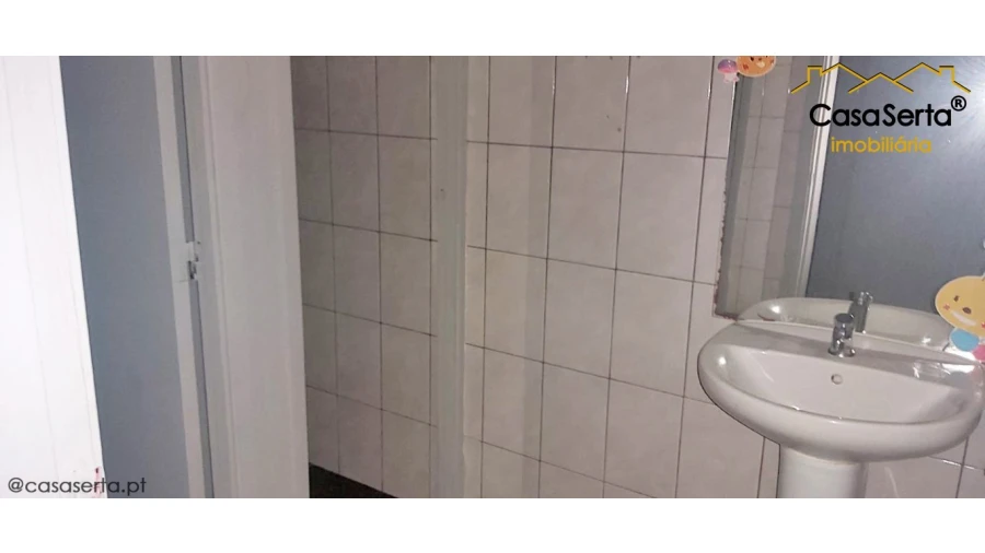 Loja para Arrendamento em Sertã Foto 7