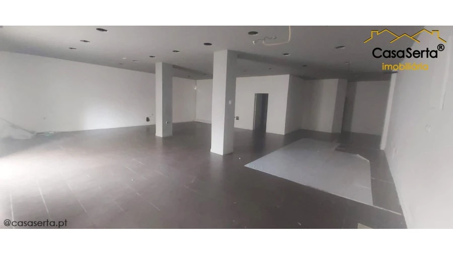 Loja para Arrendamento em Sertã Foto 2