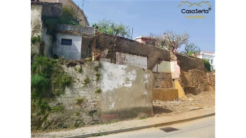 Moradia T0 para Venda em Sertã